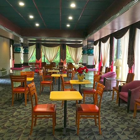 Budgetel Inn And Suites Birmingham Ngoại thất bức ảnh