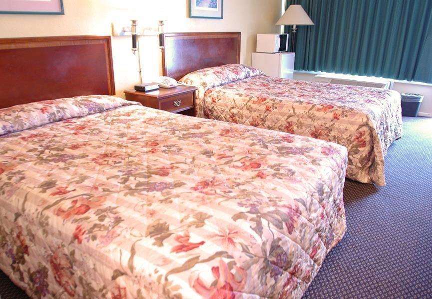 Budgetel Inn And Suites Birmingham Ngoại thất bức ảnh