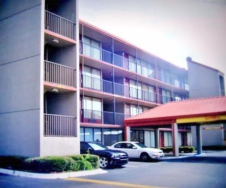 Budgetel Inn And Suites Birmingham Ngoại thất bức ảnh